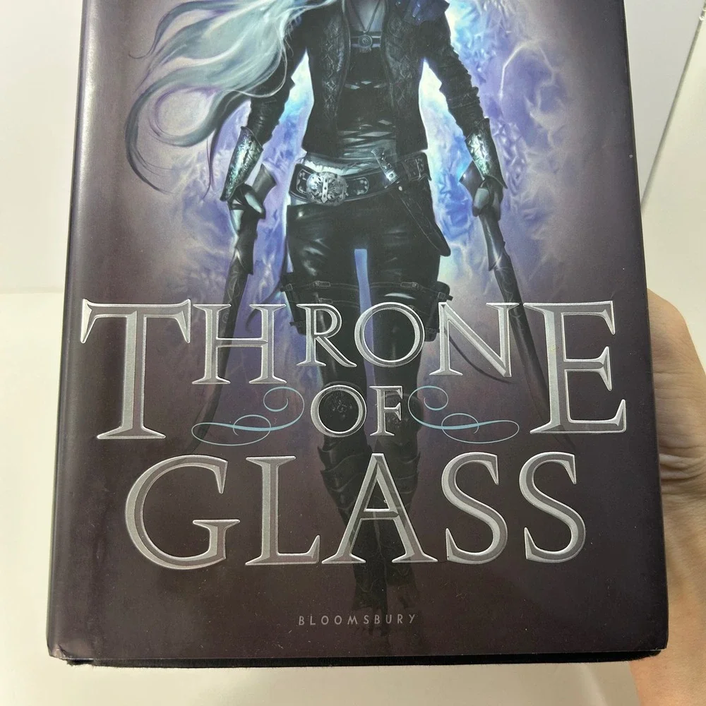 Throne of Glass 1st Print Hardcover by Sarah J. Maas